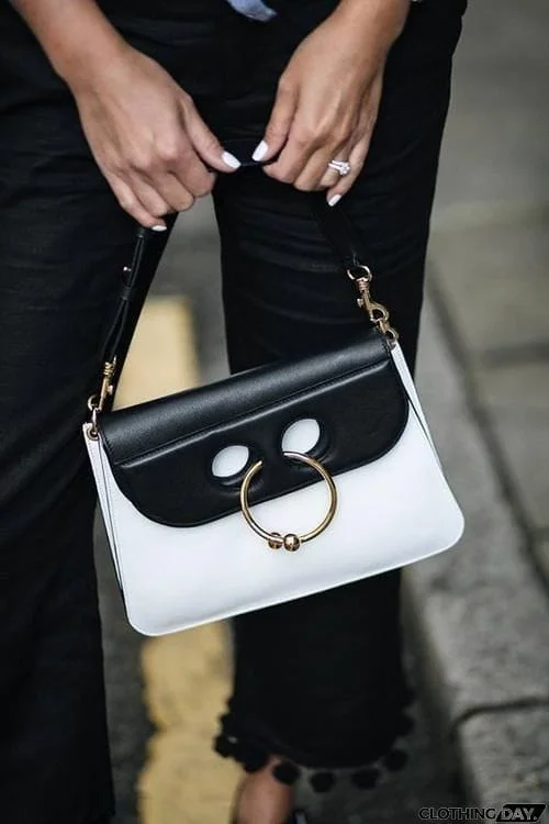 Bull Ring Ring Crossbody Bag