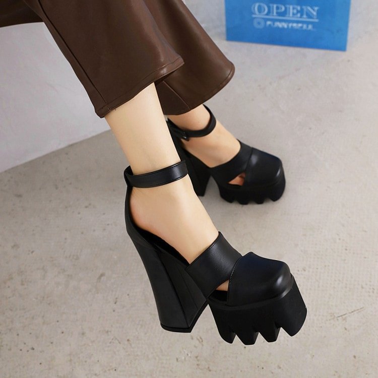 Large Women's Hollowed-out Strapping Thick Heel Hollow-out Sandals-PABIUYOU- Women's Fashion Leader