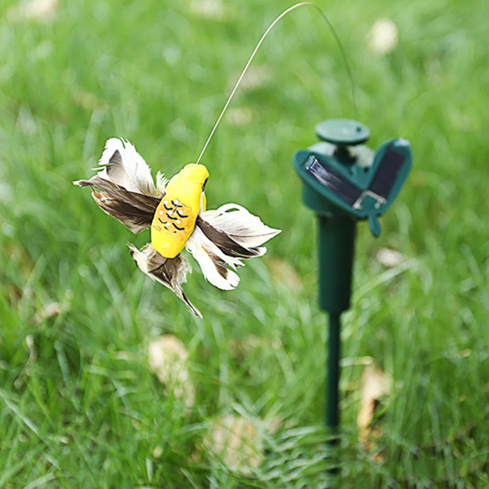 Solar Powered Artificial Flying Lawn Stakes Yard Art Ornament (Hummingbird)