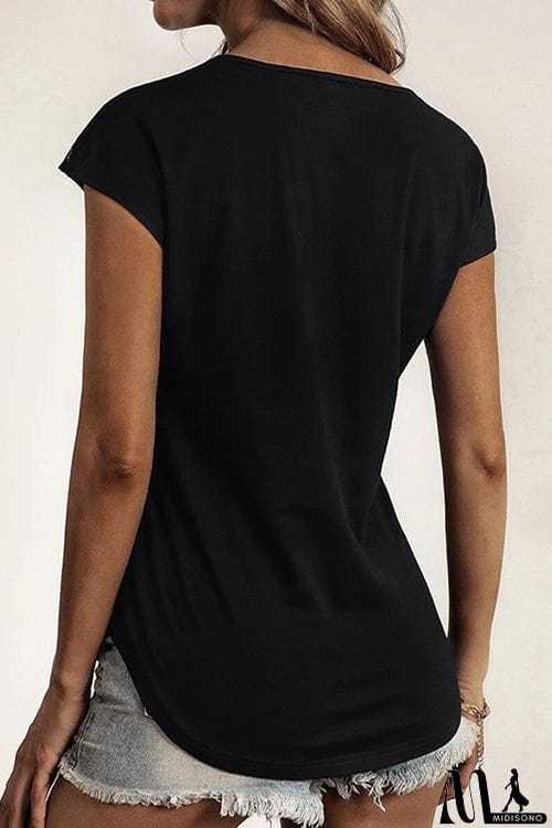 MidiSono - Zip Neck Lace Short Sleeve T-Shirt