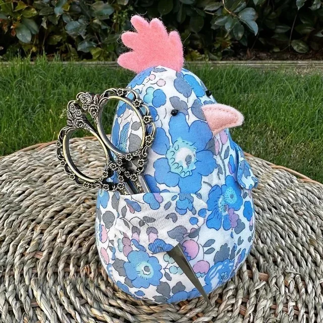 Chicken Caddy: Chicken Pincushion Softie Sewing Template & Instructions