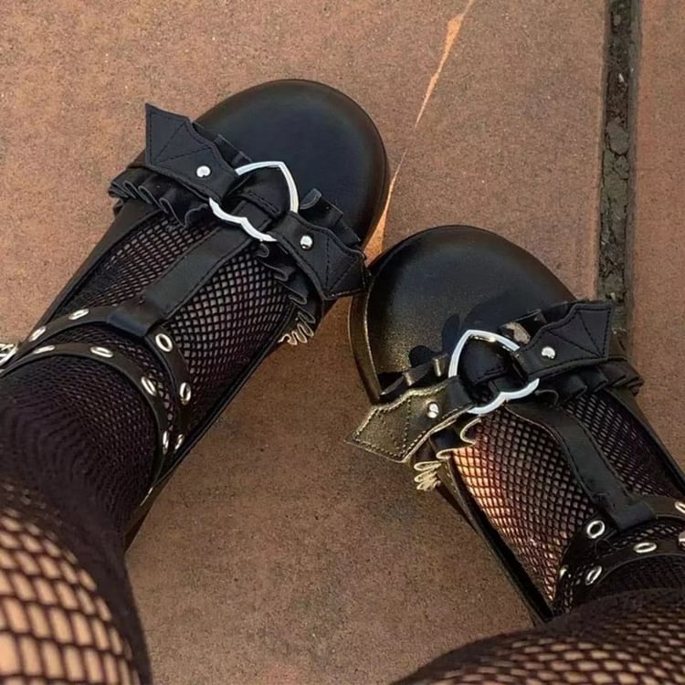 Women's Chic T-strap Heart Buckle Mary Jane Wedges