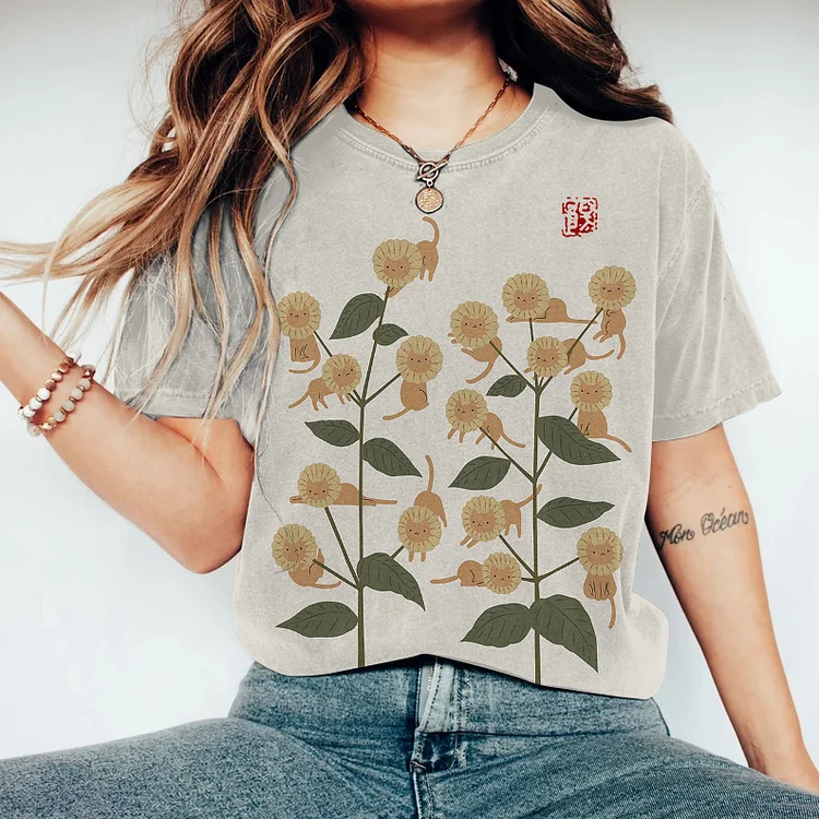 Abstract Creative Cute Sunflower Cat Painting Art T-Shirt