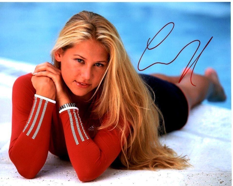 ANNA KOURNIKOVA Signed Autographed Photo Poster painting