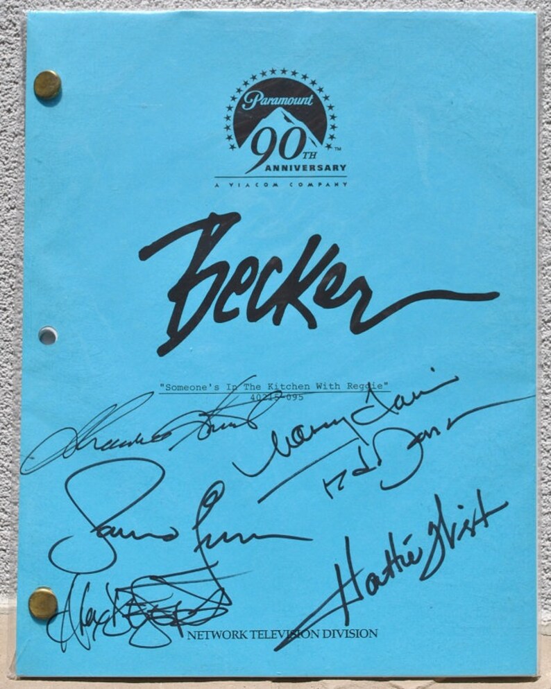 BECKER tv series Script 2002 Someones in the Kitchen with Reggie complete script episode season 5 episode 1 cast signed by 6