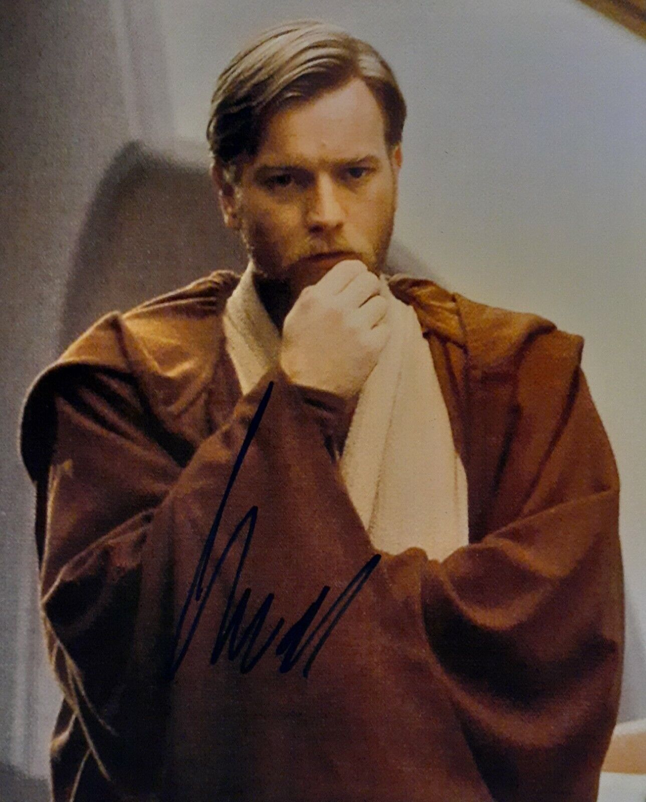 Ewan McGregor signed 8x10