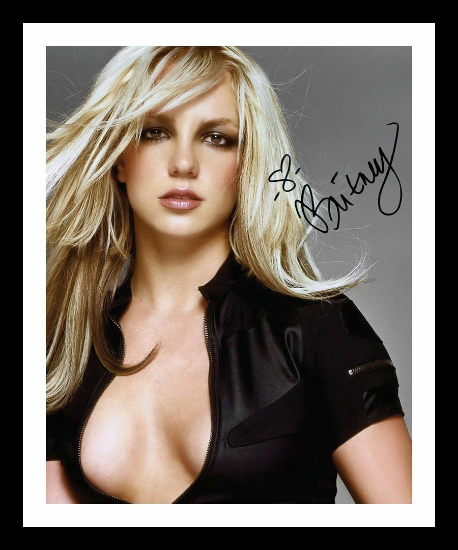 Britney Spears Autograph Signed & Framed Photo Poster painting 16