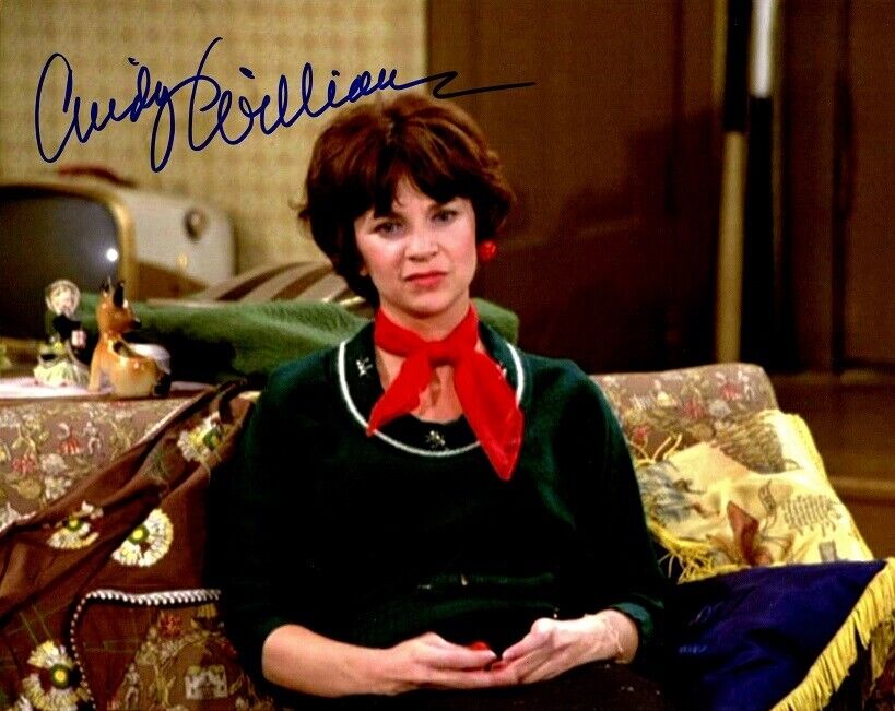 CINDY WILLIAMS In-person Signed Photo Poster painting - Laverne & Shirley