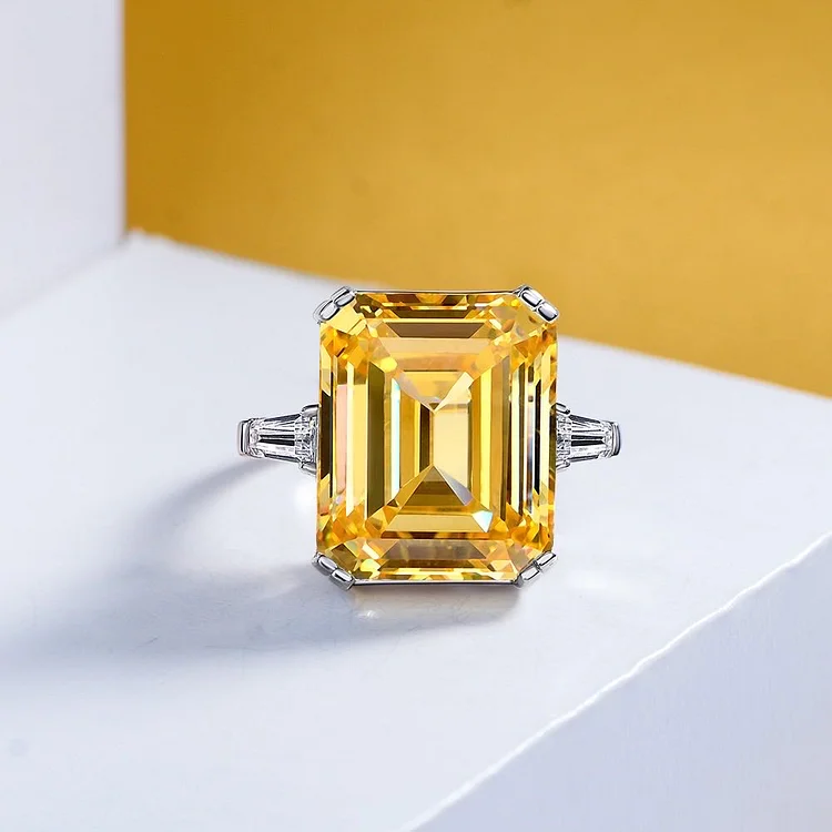 15CT Emerald Diamond Veneer Cubic Zirconia Ring