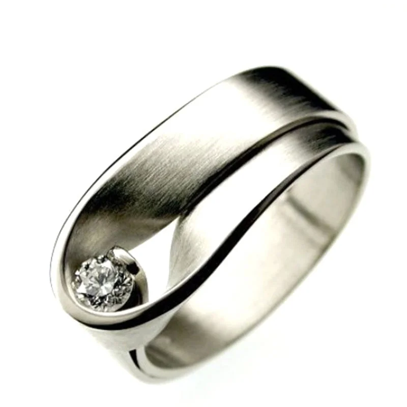 Luxury Male Female Crystal Round Thin Ring Charm Silver Color Engagement Ring Dainty White Zircon Wedding Rings For Women