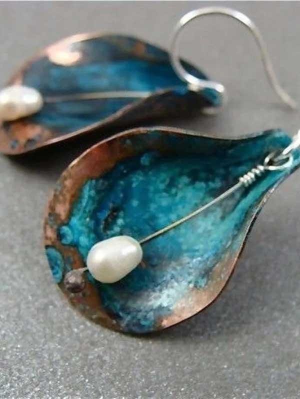Vintage green leaf pearl earrings-Mayoulove