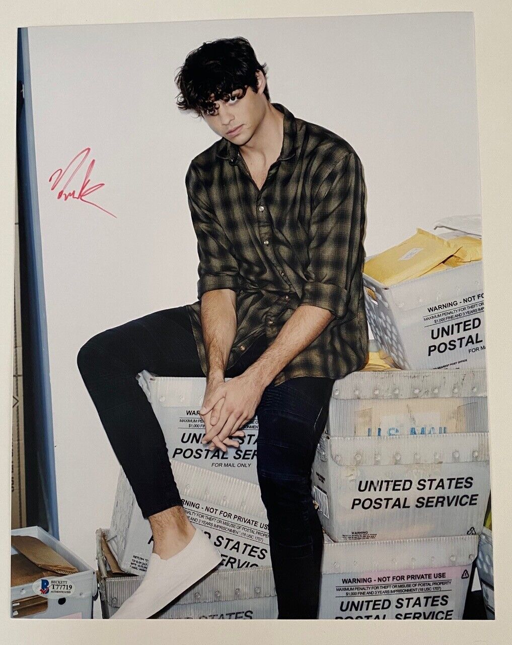 Noah Centineo Signed 11x14 Photo Poster painting TOO ALL THE BOYS I'VE LOVED BEFORE Beckett COA