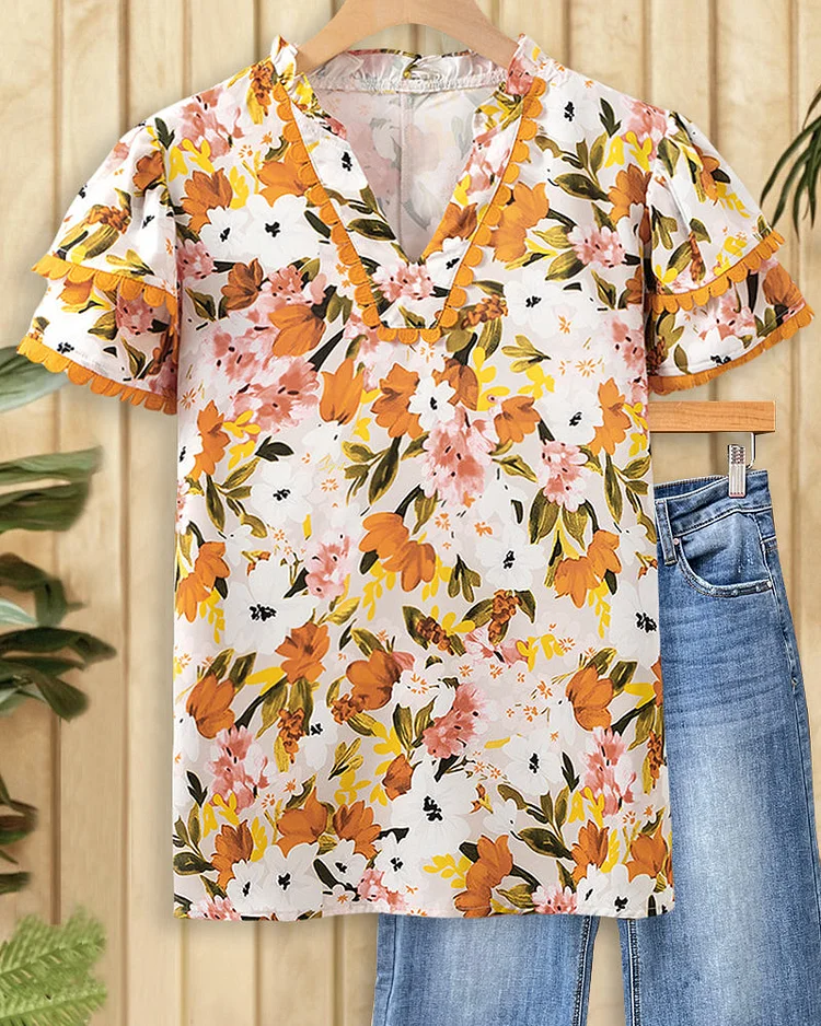 Floral Print Scalloped Trim Sweet Tiered Sleeve Blouse