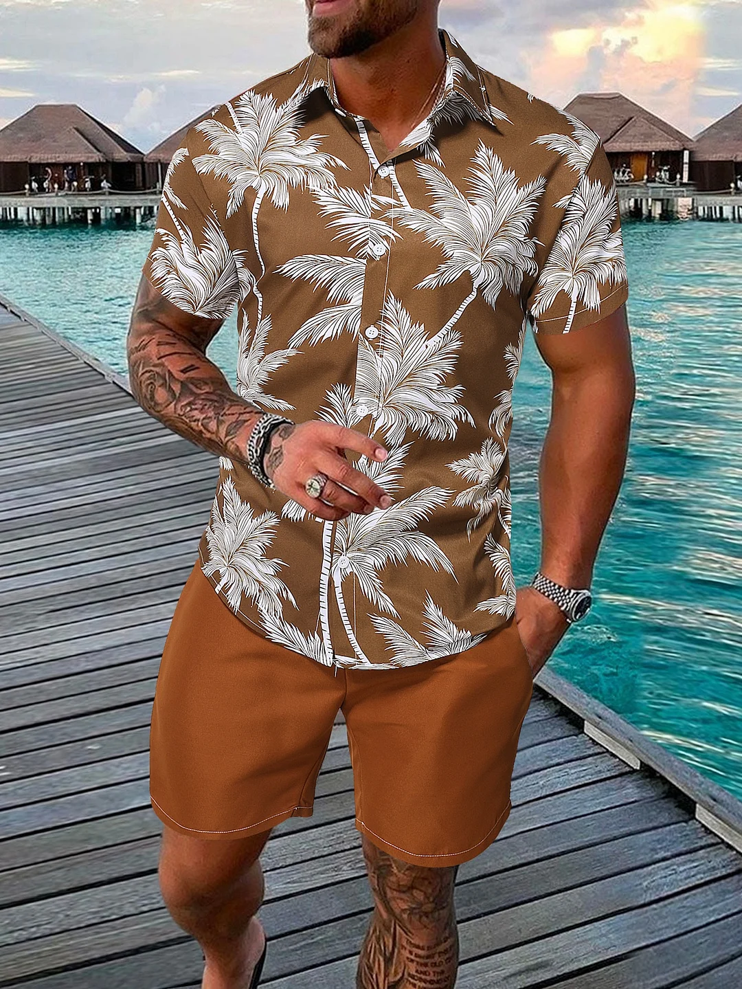 SHEIN Manfinity RSRT Men Tropical Print Shirt & Drawstring Waist Shorts