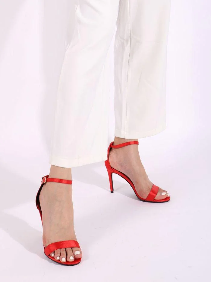 Fashion word with hollow open toe stiletto round toe sandals
