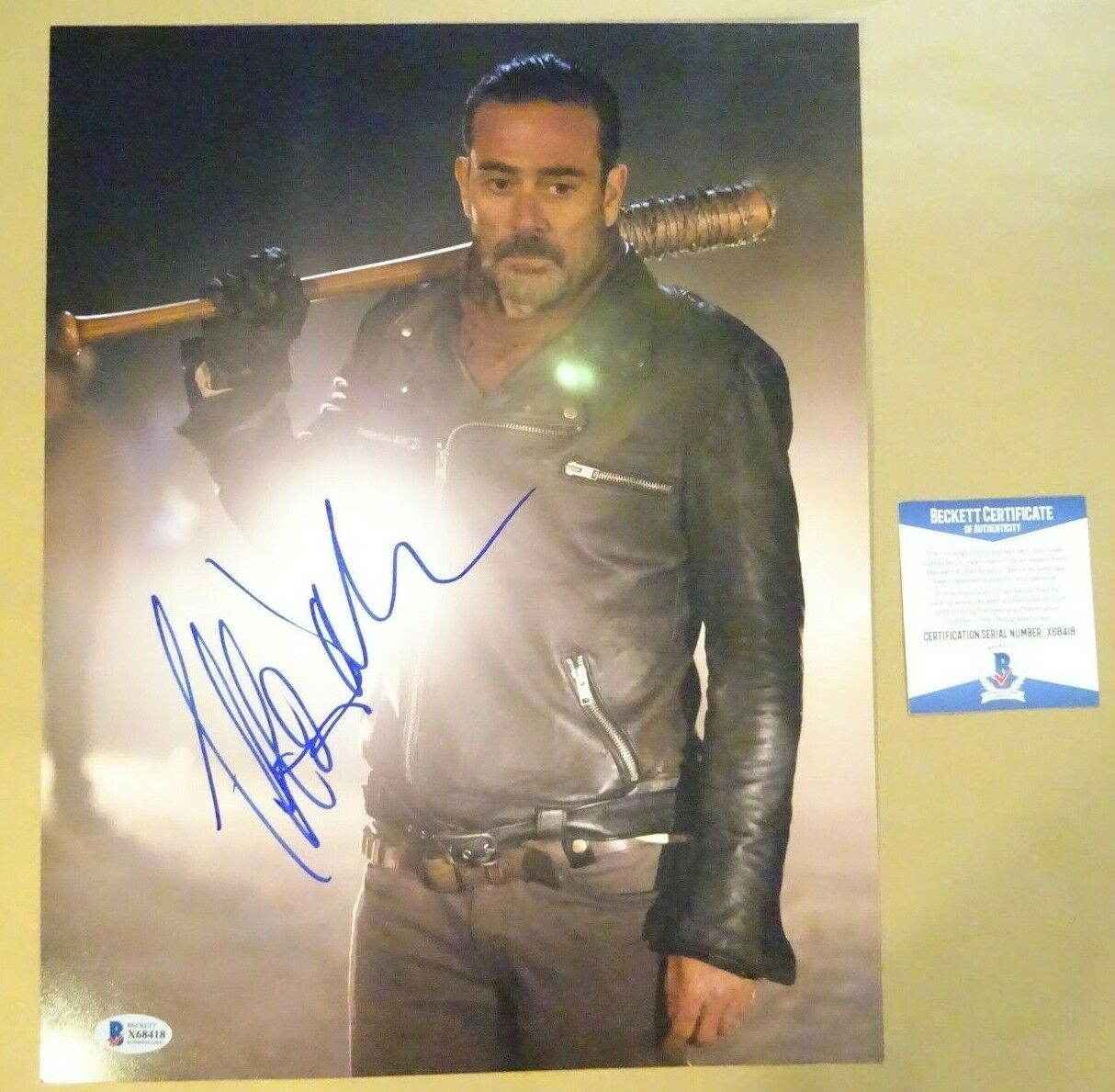 Signed JEFFREY DEAN MORGAN Autographed THE WALKING DEAD 11X14 Photo Poster painting BECKETT COA