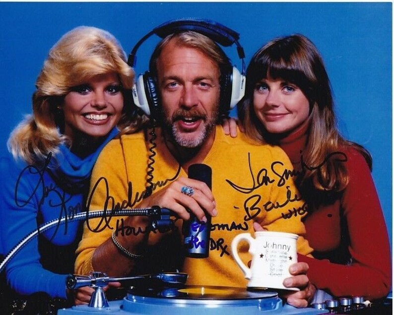 Howard hesseman loni anderson jan smithers signed wkrp in cincinnati Photo Poster painting