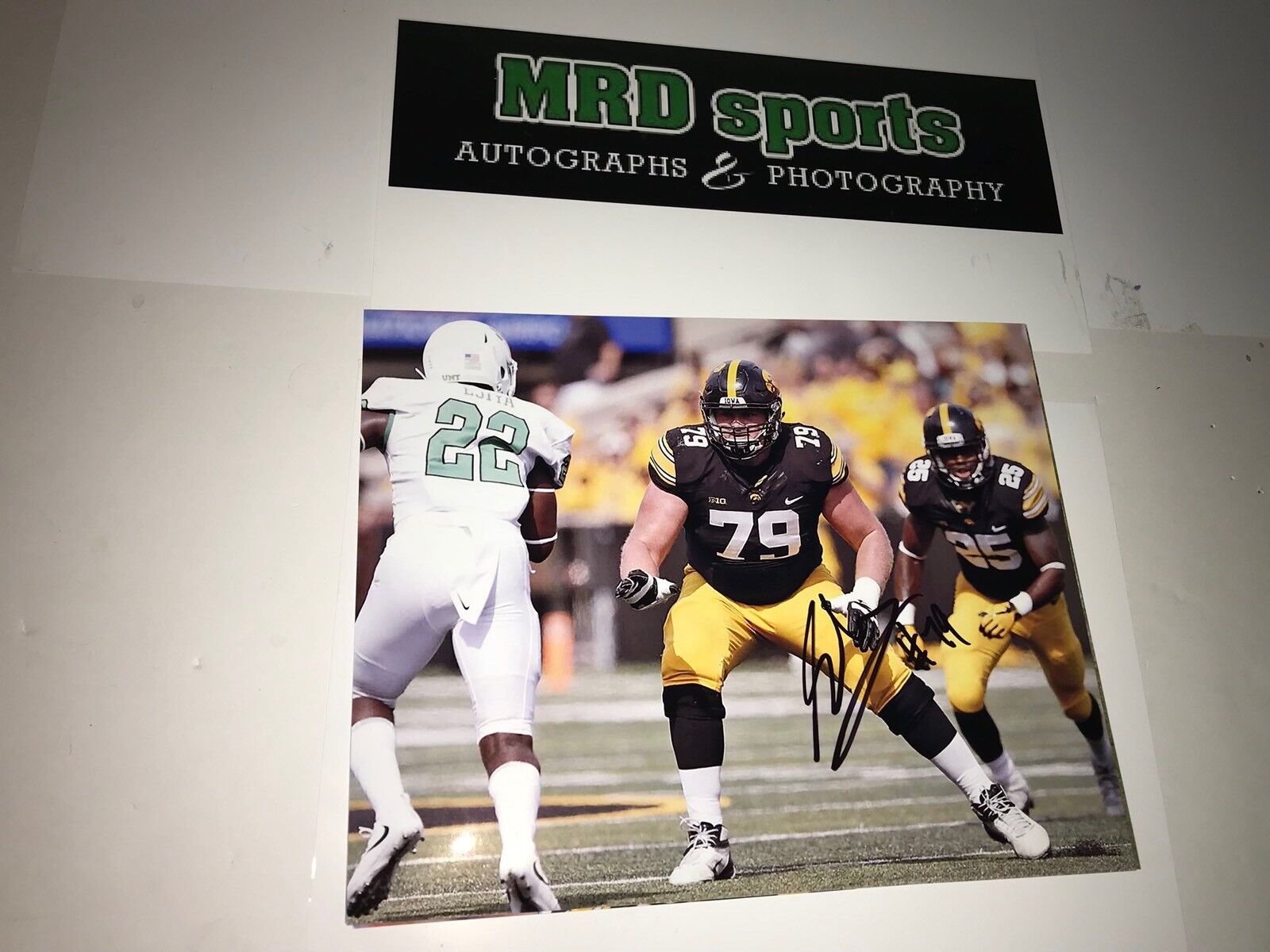 Sean Welsh Iowa Hawkeyes hand signed autographed 8x10 football Photo Poster painting C