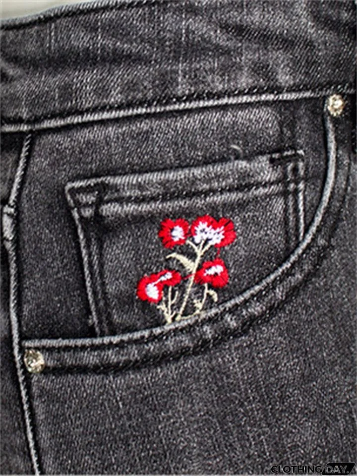 Lovely Small Floral Embroidery Slim Fit Black Denim Jeans for Women