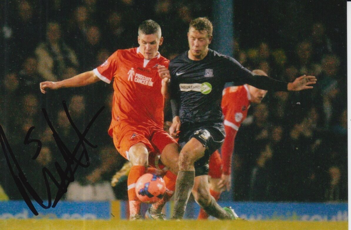SOUTHEND UNITED HAND SIGNED ADAM THOMPSON 6X4 Photo Poster painting 1.