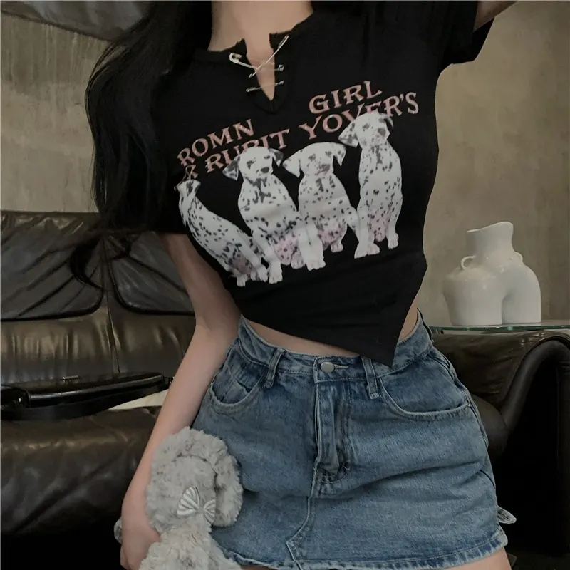 Brownm Brownm Short-Sleeved T-Shirt Women's Design Sense 2024 Summer New Irregular Hot Girls Short Student Slim Jacket Tide