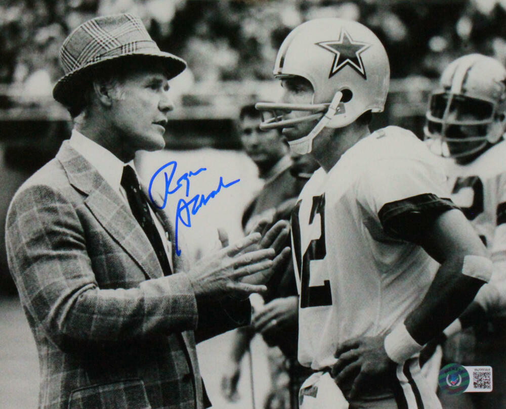 Roger Staubach Autographed Cowboys 8x10 w/ Landry B/W Photo Poster painting -Beckett W Hologram