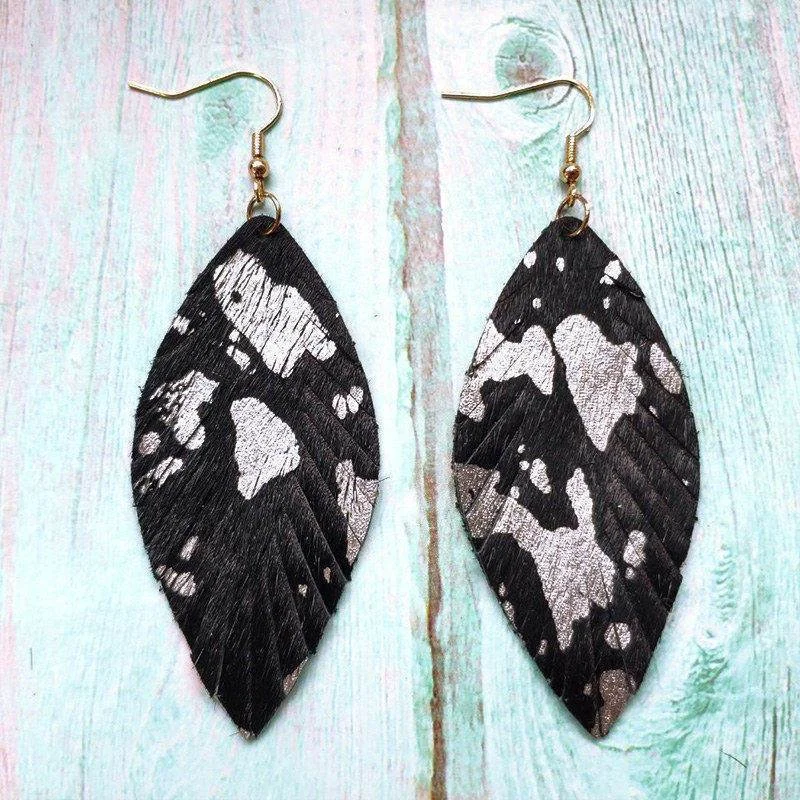 Women leaf shape leopard earings