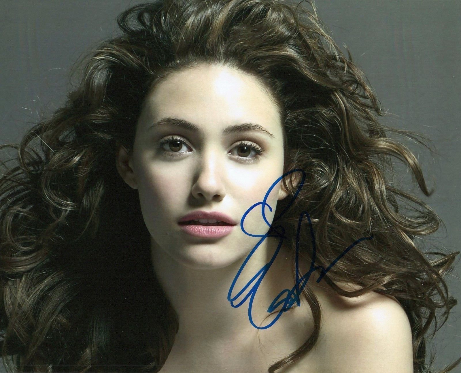 EMMY ROSSUM AUTOGRAPHED SIGNED A4 PP POSTER Photo Poster painting PRINT