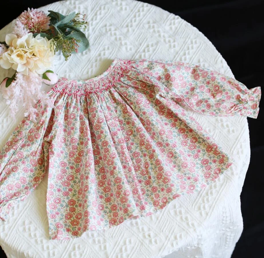 Autumn Girls T Shirts 2020 Cotton Brand T-shirt Toddler Shirts Baby Girl Long Sleeve Broken Flowers T Shirt Kids O-neck Clothes