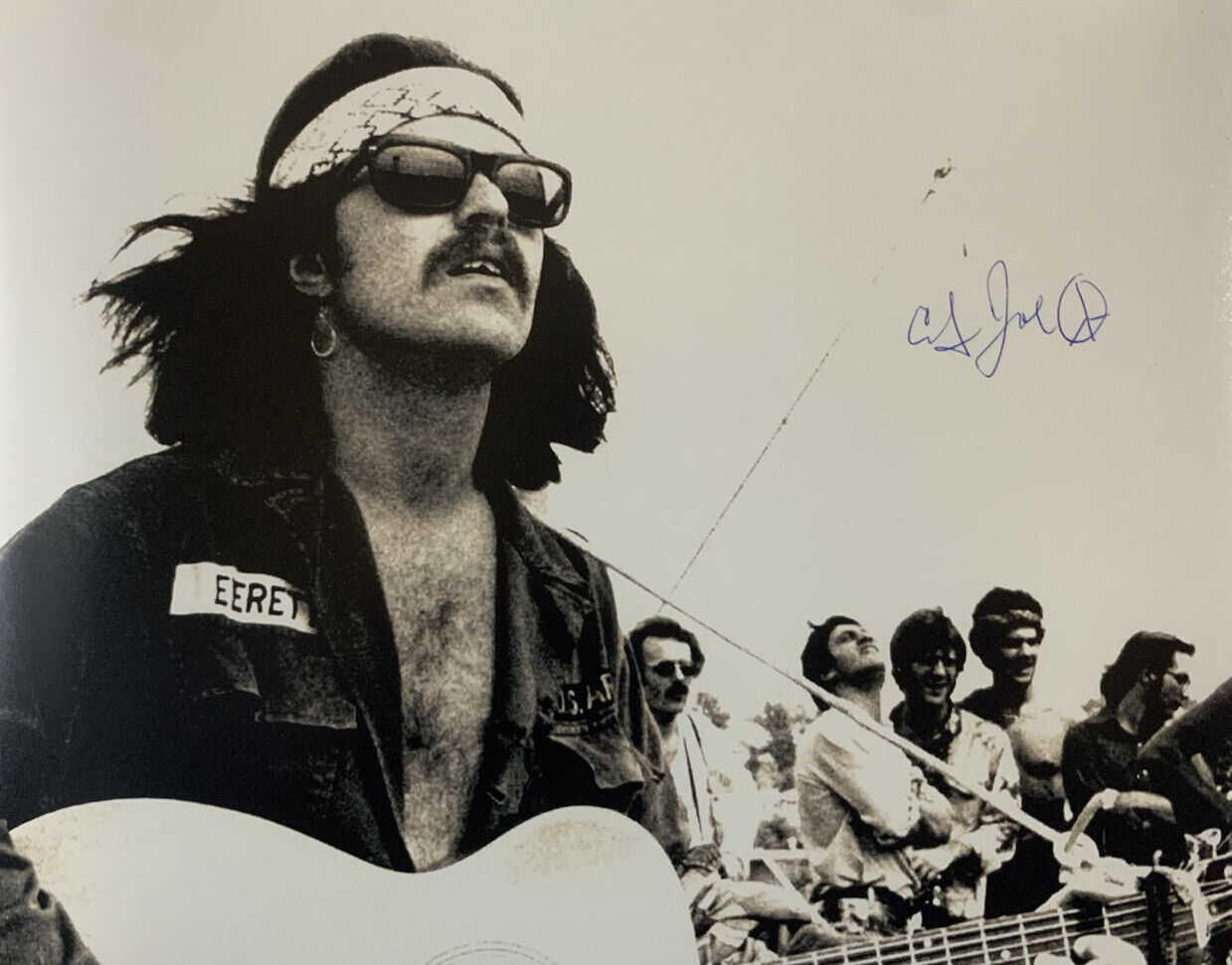 COUNTRY JOE MCDONALD HAND SIGNED 8x10 Photo Poster painting WOODSTOCK SINGER AUTOGRAPH RARE COA