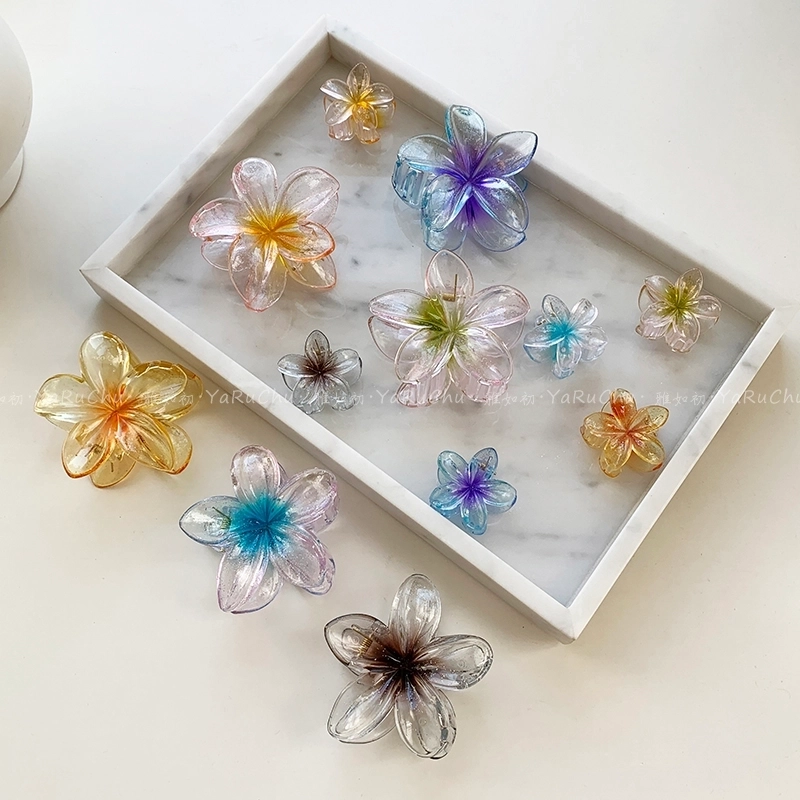 Women’s Sweet Minimalist Flower Plastic Hair Claws