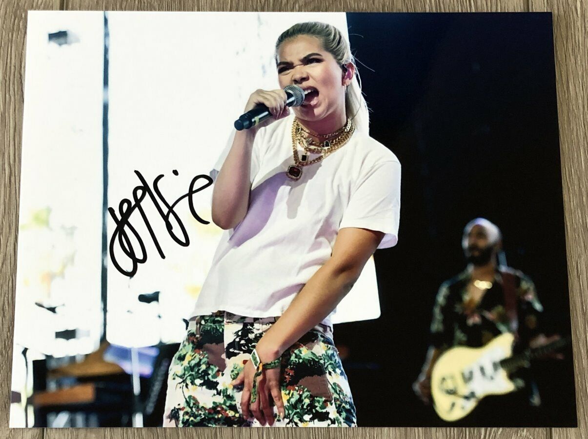 HAYLEY KIYOKO SIGNED AUTOGRAPH EXPECTATIONS CONCERT 8x10 Photo Poster painting w/EXACT PROOF