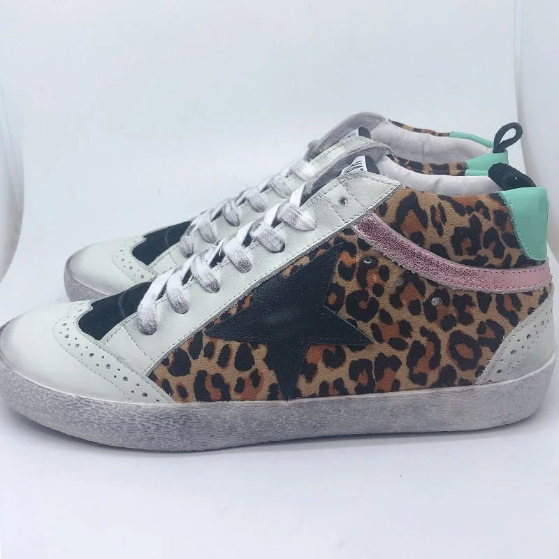 2021 new leopard star small dirty shoes, British style leather flat shoes, increased fashion women's shoes with the same style