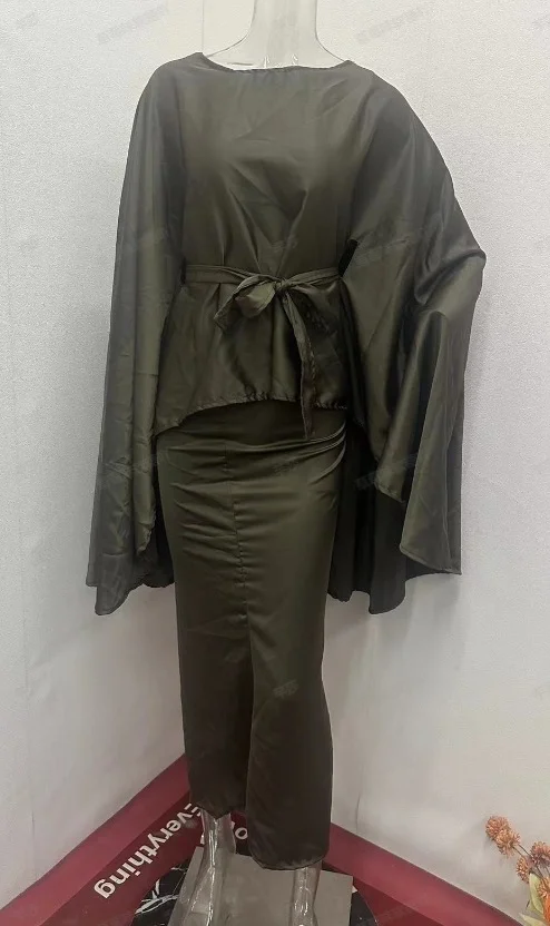 Ueong Ueong 2024 New Round Collar Bat Sleeve Top Casual Skirt Elegant Suit Female