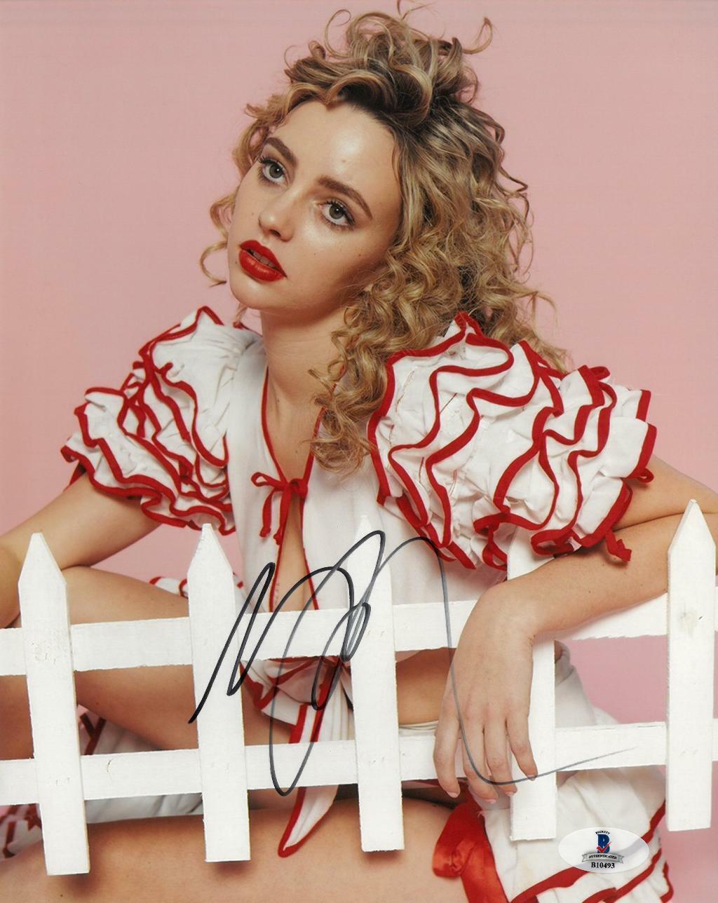 Natasha Bassett Signed Authentic Autographed 8x10 Photo Poster painting BECKETT #B10493