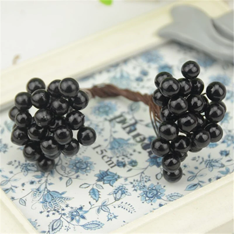 25pcs/50 Heads 0.7cm Mini Fake Fruit Small Double heads Berries Artificial Flower cherry Stamen Wedding Christmas Decorative
