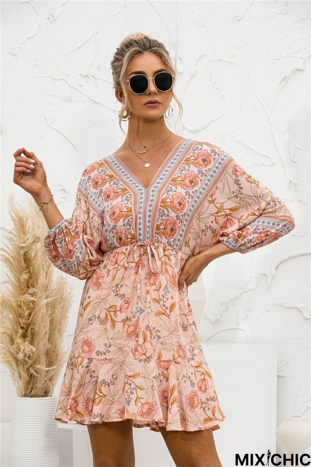 V-Neck Positioning Flower Dress