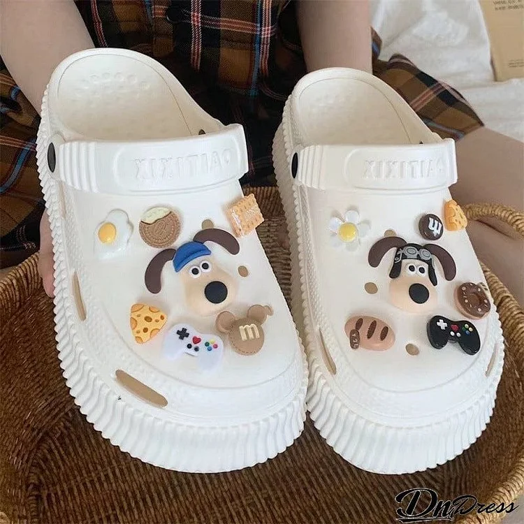 Women's Cute Cartoon Dog Beach Hole Slippers