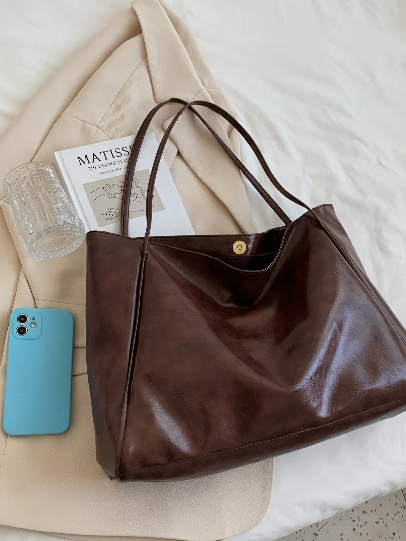 Vintage Design Shoulder Tote Bag