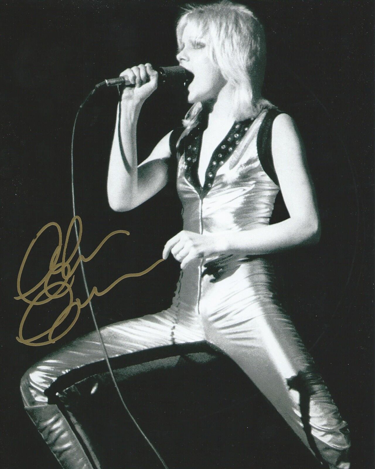 **GFA The Runaways *CHERIE CURRIE* Signed 8x10 Photo Poster painting AD1 PROOF COA**