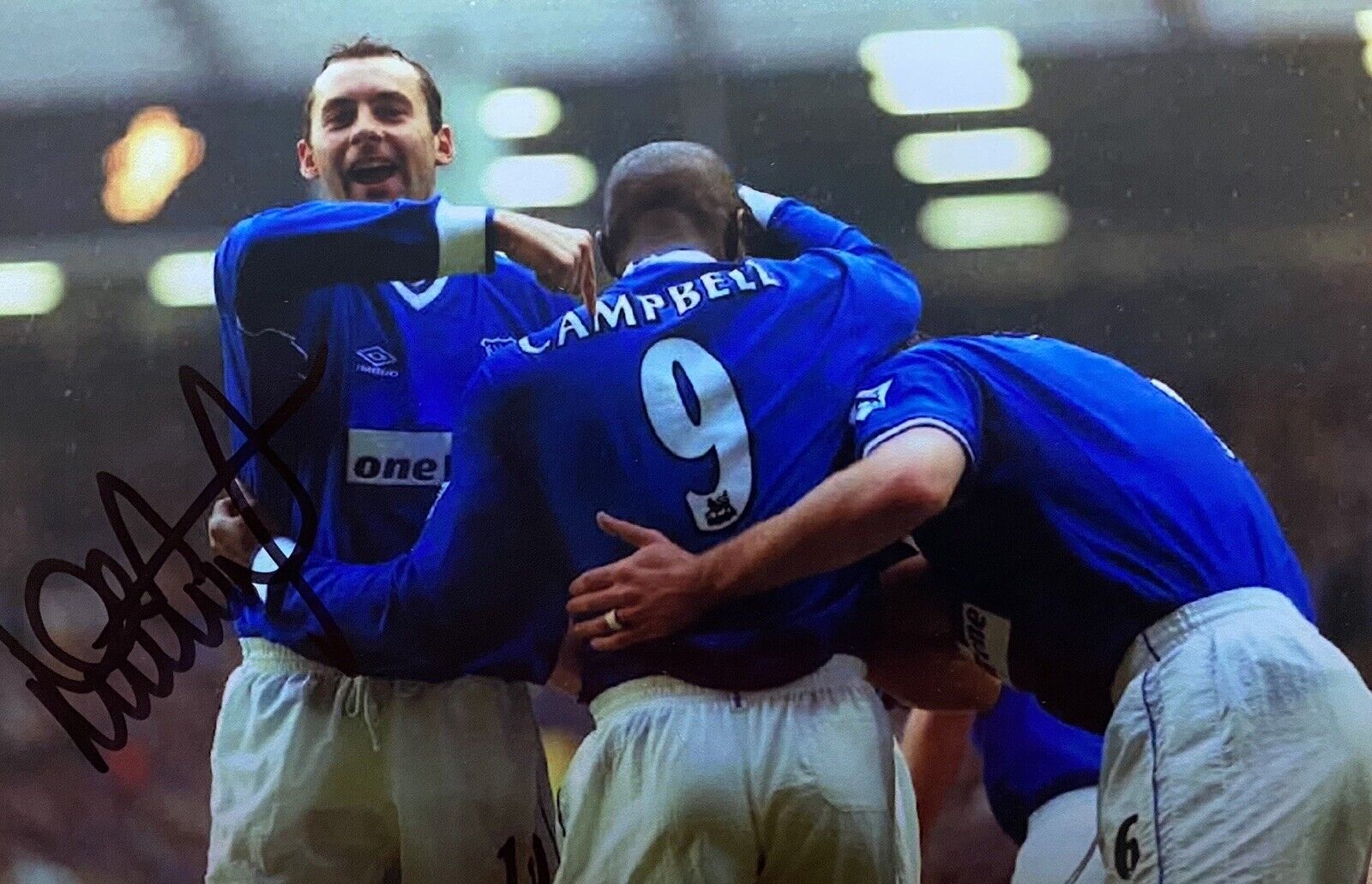 Don Hutchison Genuine Hand Signed Everton 6X4 Photo Poster painting