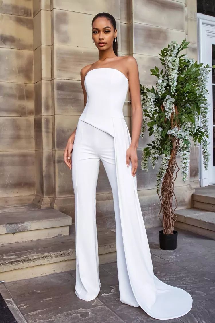 Lvs&Broner Chic White Strapless Sleeveless Long Wid-Leg Jumpsuit 