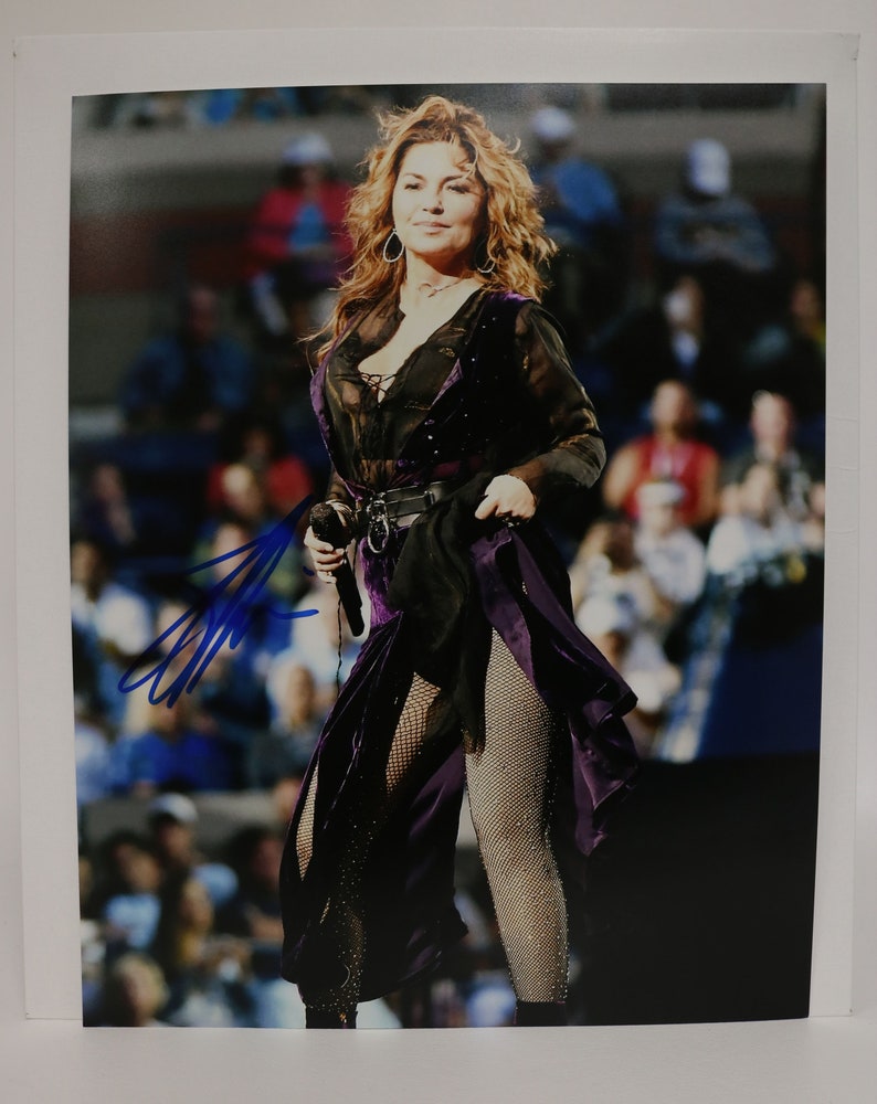 Shania Twain Signed Autographed Glossy 11x14 Photo Poster painting - COA Matching Holograms