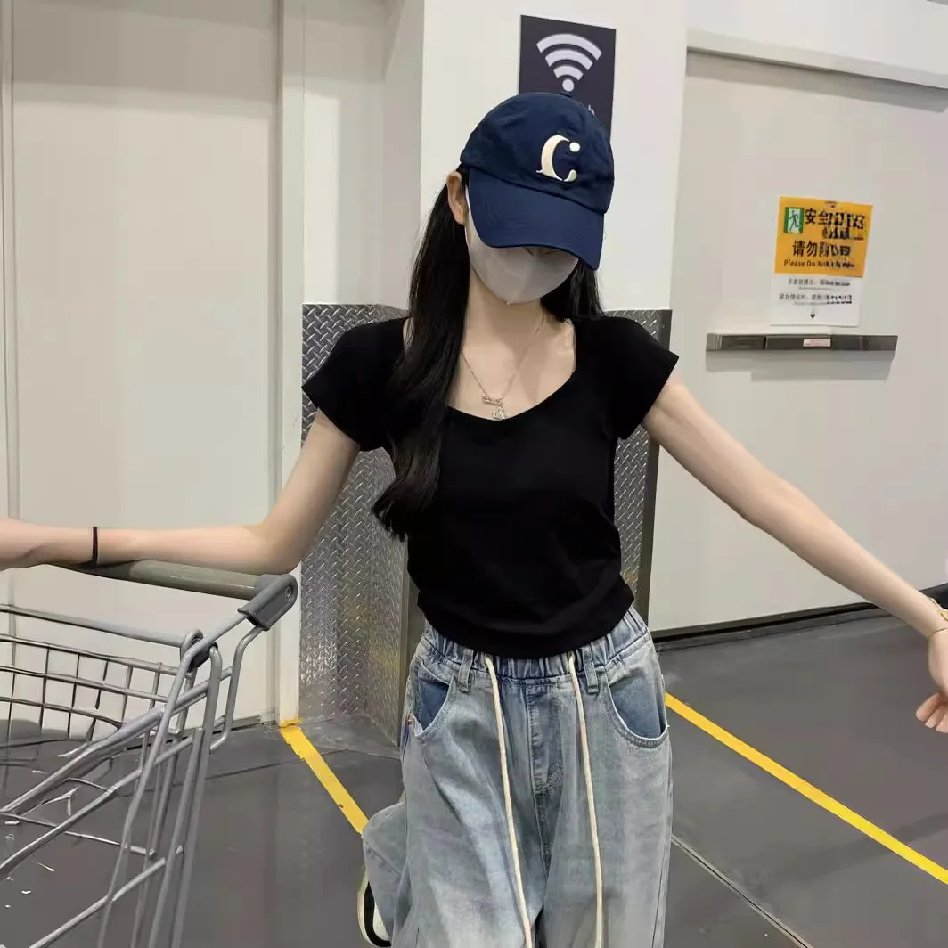 Uveng Uveng Short-Sleeved T-Shirt Women's Wear 2024 New Thin Temperament Summer Leisure Versatile Students Short Clothes