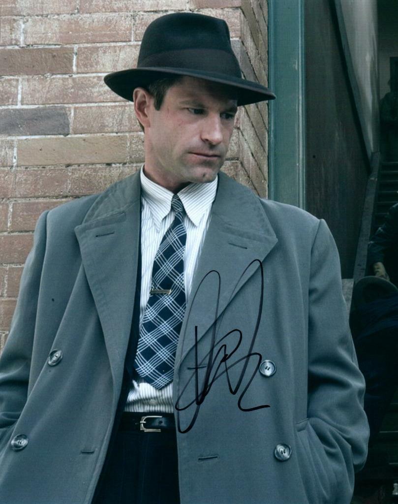 Aaron Eckhart signed 8x10 Photo Poster painting with COA autographed Picture very nice