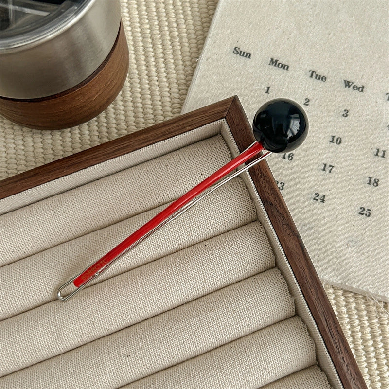 Cute Minimalist Women’s Solid Color Arylic Hair Clip