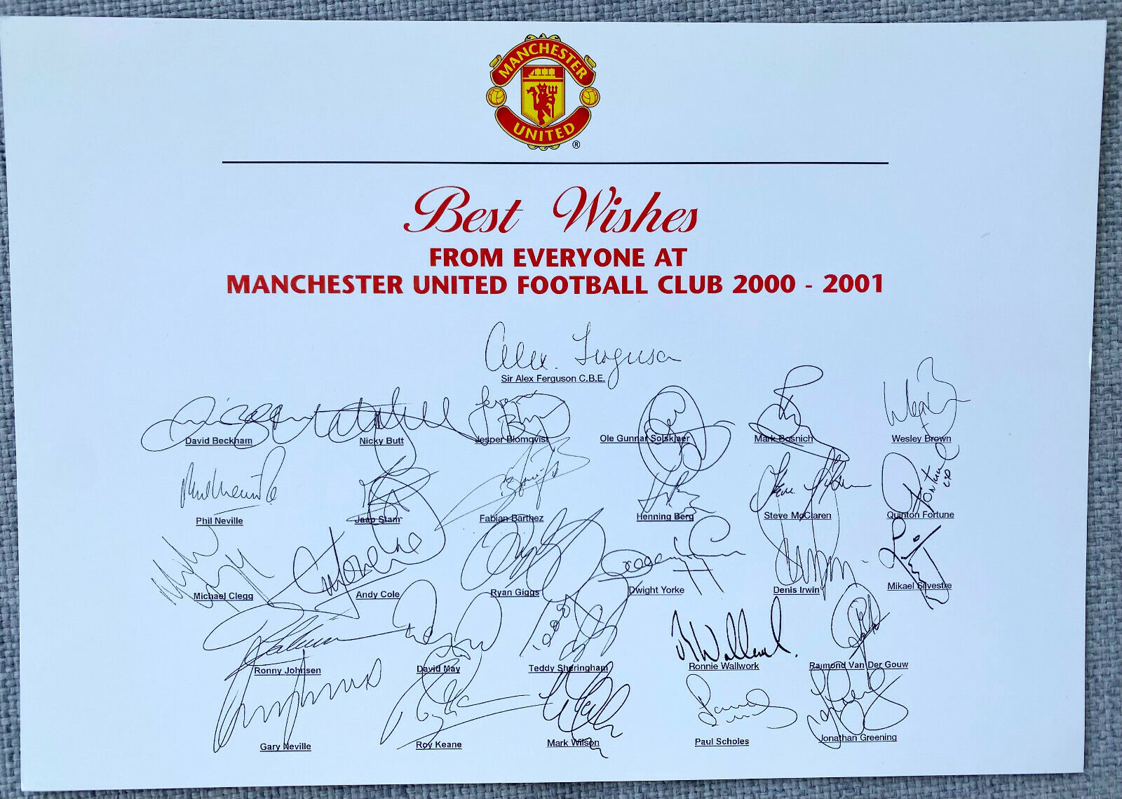 Manchester United Signed Official 2000-2001 Team Photo Poster painting - David Beckham, RARE