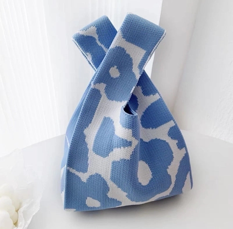 Women’s Medium Knit Letter Heart Shape Flower Cute Square Open Square Bag