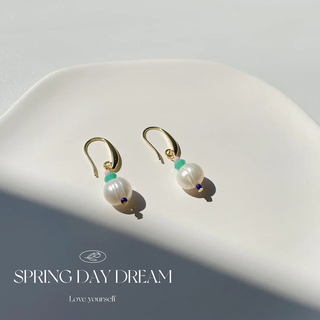 Bts v hot sale pearl earring