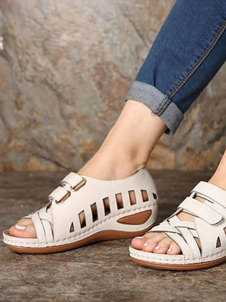 Flat Round Toe Faux Leather Casual Cutout Sandals